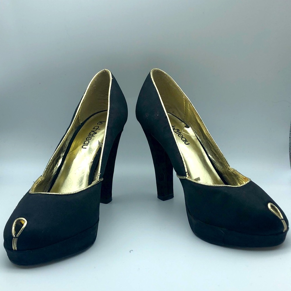 LE CHATEAU Heels
